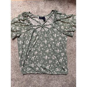 Daytrip Large Green & White Floral Blouse